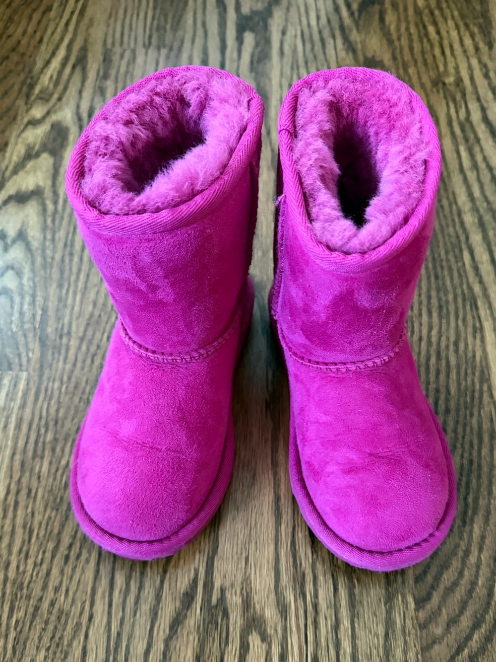 Ugg - Fushia